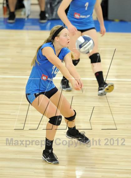 Thumbnail 2 in Marymount vs. Redondo Union (CIF SS D1AA Final) photogallery.