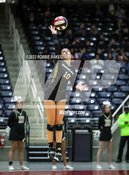 Thumbnail 1 in Bushland vs. Central Heights (UIL 3A Volleyball Semifinal) photogallery.