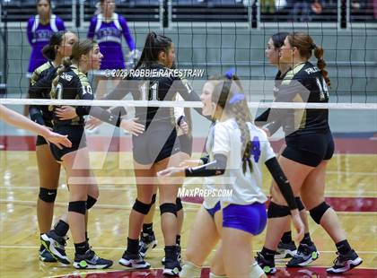 Thumbnail 1 in Bushland vs. Central Heights (UIL 3A Volleyball Semifinal) photogallery.