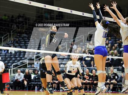 Thumbnail 2 in Bushland vs. Central Heights (UIL 3A Volleyball Semifinal) photogallery.