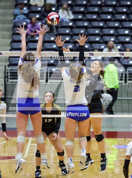 Thumbnail 3 in Bushland vs. Central Heights (UIL 3A Volleyball Semifinal) photogallery.