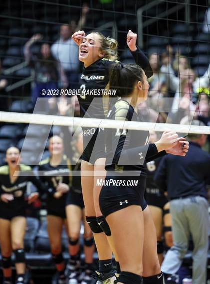Thumbnail 3 in Bushland vs. Central Heights (UIL 3A Volleyball Semifinal) photogallery.