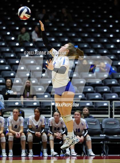 Thumbnail 2 in Bushland vs. Central Heights (UIL 3A Volleyball Semifinal) photogallery.