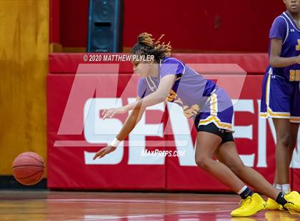 Thumbnail 3 in Jack Britt @ Seventy-First photogallery.
