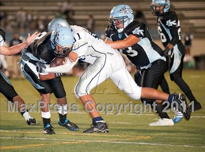 Thumbnail 3 in Gabrielino vs. Azusa photogallery.