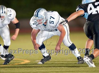 Thumbnail 3 in Gabrielino vs. Azusa photogallery.