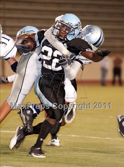 Thumbnail 3 in Gabrielino vs. Azusa photogallery.