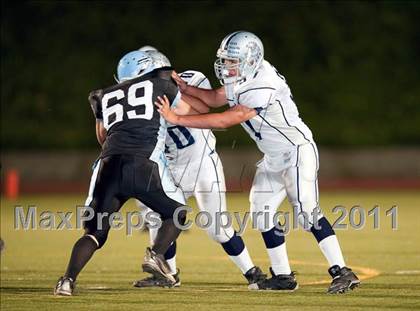 Thumbnail 2 in Gabrielino vs. Azusa photogallery.