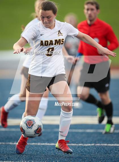 Thumbnail 2 in Utica Eisenhower vs. Adams (MHSAA District Final) photogallery.