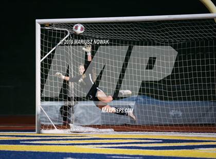 Thumbnail 3 in Utica Eisenhower vs. Adams (MHSAA District Final) photogallery.