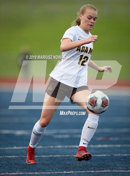 Thumbnail 1 in Utica Eisenhower vs. Adams (MHSAA District Final) photogallery.