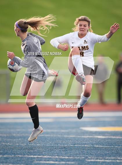 Thumbnail 2 in Utica Eisenhower vs. Adams (MHSAA District Final) photogallery.