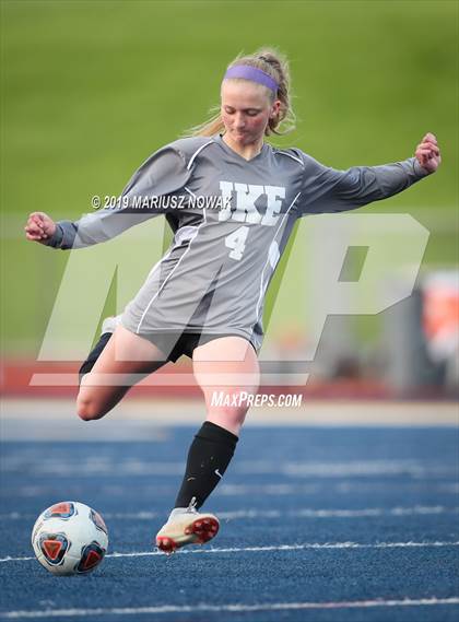Thumbnail 1 in Utica Eisenhower vs. Adams (MHSAA District Final) photogallery.