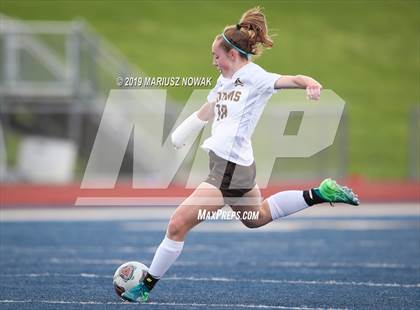 Thumbnail 1 in Utica Eisenhower vs. Adams (MHSAA District Final) photogallery.