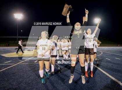 Thumbnail 2 in Utica Eisenhower vs. Adams (MHSAA District Final) photogallery.