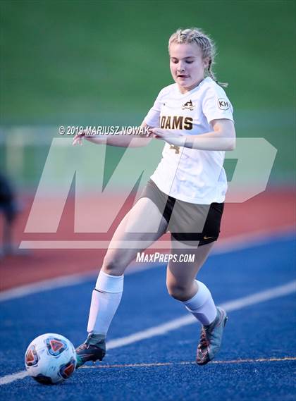 Thumbnail 1 in Utica Eisenhower vs. Adams (MHSAA District Final) photogallery.