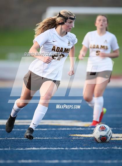 Thumbnail 3 in Utica Eisenhower vs. Adams (MHSAA District Final) photogallery.