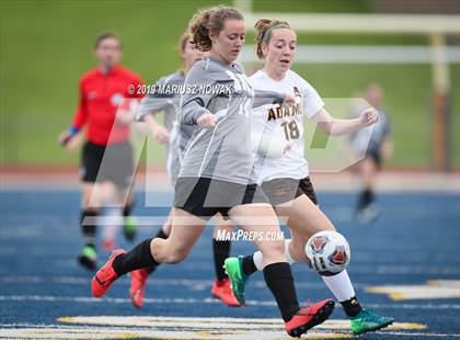 Thumbnail 1 in Utica Eisenhower vs. Adams (MHSAA District Final) photogallery.