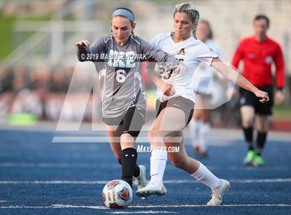 Thumbnail 3 in Utica Eisenhower vs. Adams (MHSAA District Final) photogallery.