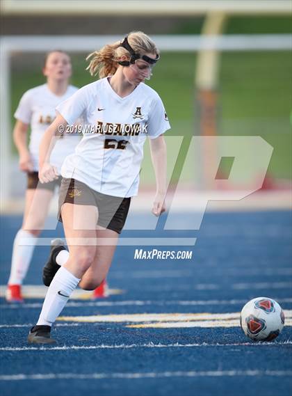 Thumbnail 1 in Utica Eisenhower vs. Adams (MHSAA District Final) photogallery.