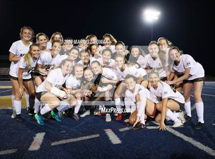 Thumbnail 2 in Utica Eisenhower vs. Adams (MHSAA District Final) photogallery.