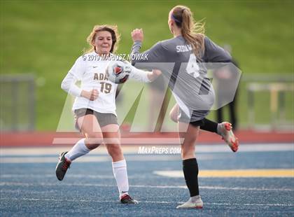 Thumbnail 3 in Utica Eisenhower vs. Adams (MHSAA District Final) photogallery.