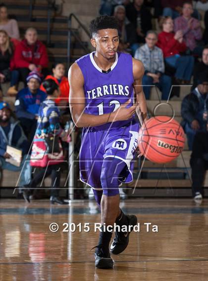 Thumbnail 1 in Cape Henry Collegiate vs. Newark Tech (Battle by the Bay) photogallery.
