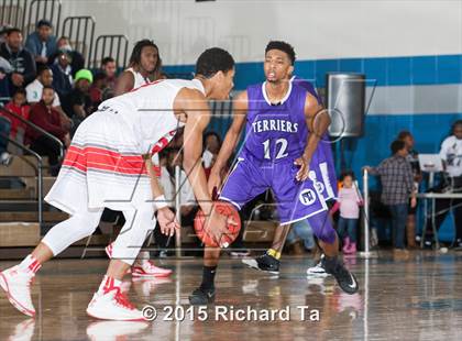 Thumbnail 2 in Cape Henry Collegiate vs. Newark Tech (Battle by the Bay) photogallery.