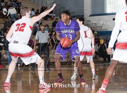 Thumbnail 1 in Cape Henry Collegiate vs. Newark Tech (Battle by the Bay) photogallery.