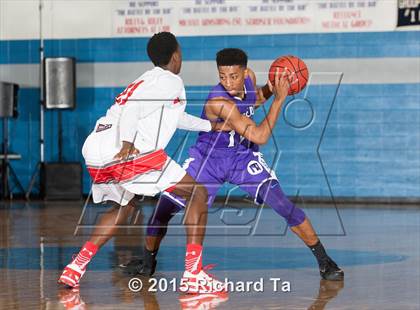 Thumbnail 2 in Cape Henry Collegiate vs. Newark Tech (Battle by the Bay) photogallery.