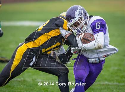 Thumbnail 2 in Gonzaga @ Archbishop Carroll photogallery.