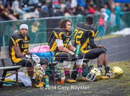 Thumbnail 2 in Gonzaga @ Archbishop Carroll photogallery.