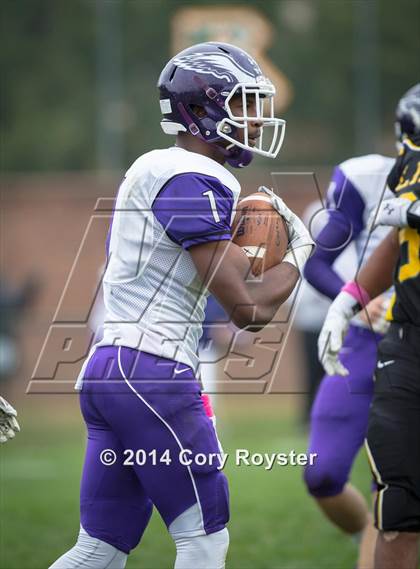 Thumbnail 2 in Gonzaga @ Archbishop Carroll photogallery.