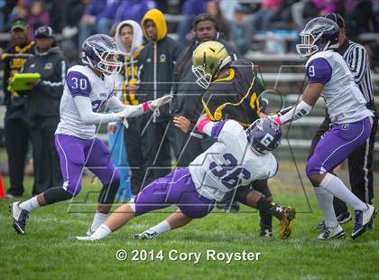 Thumbnail 3 in Gonzaga @ Archbishop Carroll photogallery.