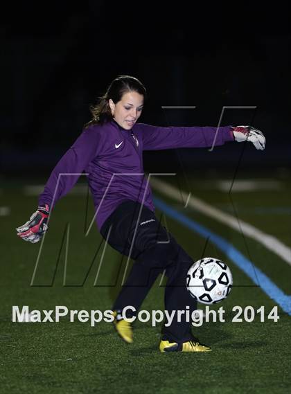 Thumbnail 2 in Sacred Heart Prep vs. Menlo (CIF CCS D3 Final) photogallery.