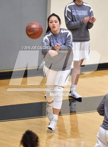 Thumbnail 2 in Lee [Robert E.] vs MacArthur [Douglas] photogallery.