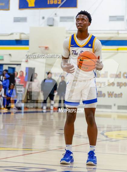 Thumbnail 1 in Dorsey @ Crenshaw photogallery.