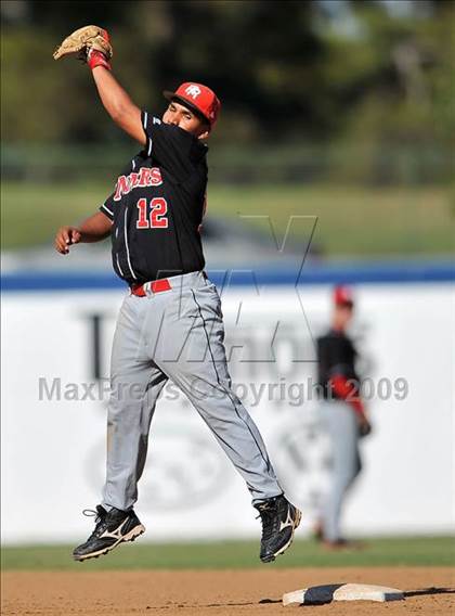 Thumbnail 2 in Rosamond vs. Oxford Academy (CIF SS D6 Final) photogallery.