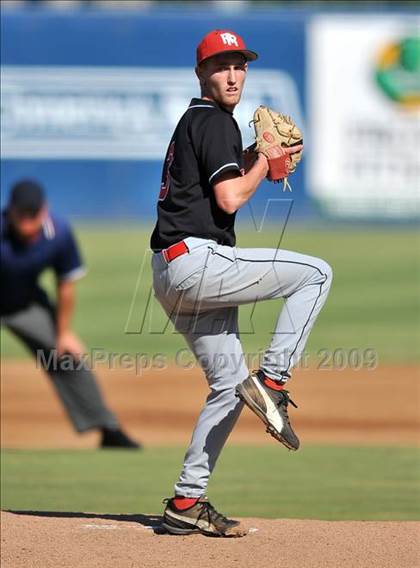 Thumbnail 2 in Rosamond vs. Oxford Academy (CIF SS D6 Final) photogallery.