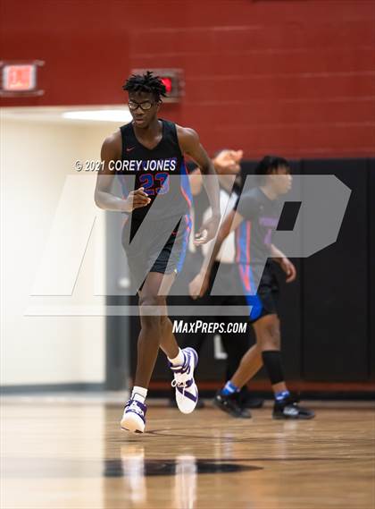 Thumbnail 1 in Veterans vs Baldwin (HypeSouth Hardwood Invitational) photogallery.