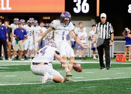 Thumbnail 3 in Kell vs. East Coweta (Corky Kell Classic) photogallery.
