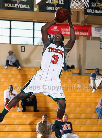 Thumbnail 3 in Dunbar vs. Briarcrest Christian (City of the Palms Classic) photogallery.