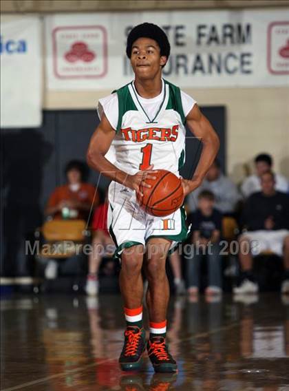 Thumbnail 1 in Dunbar vs. Briarcrest Christian (City of the Palms Classic) photogallery.