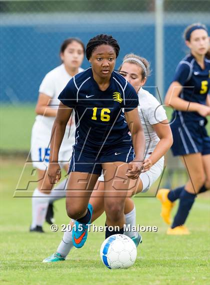 Thumbnail 2 in Bolton vs Lausanne Collegiate photogallery.