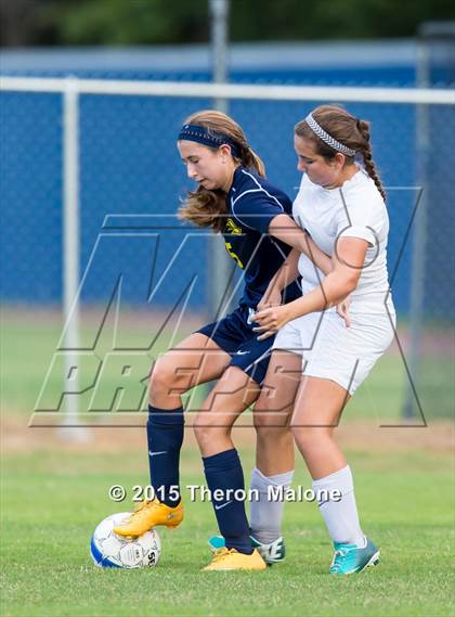 Thumbnail 2 in Bolton vs Lausanne Collegiate photogallery.