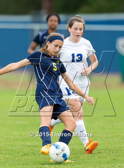 Thumbnail 3 in Bolton vs Lausanne Collegiate photogallery.