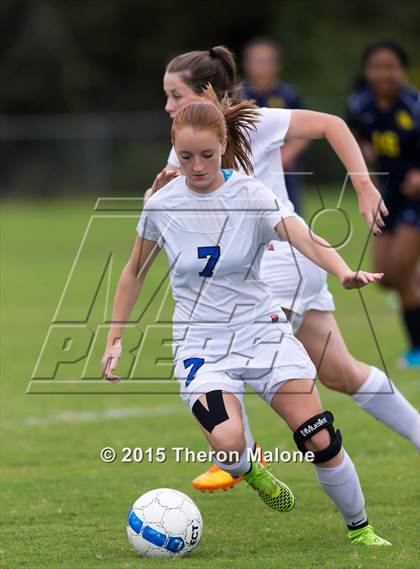 Thumbnail 2 in Bolton vs Lausanne Collegiate photogallery.