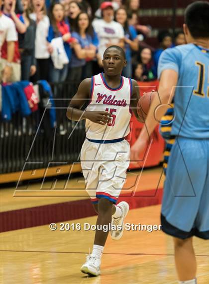 Thumbnail 2 in St. Ignatius vs. Leland (CIF CCS D2 Final) photogallery.