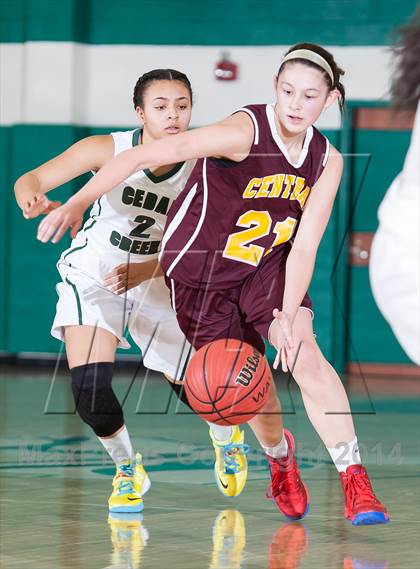 Thumbnail 2 in Cedar Creek vs Central Regional (War vs the Shore) photogallery.