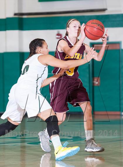 Thumbnail 3 in Cedar Creek vs Central Regional (War vs the Shore) photogallery.